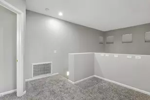 13609 W Cypress St, Goodyear, AZ 85395 - Photo 21