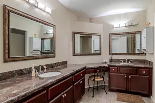 10233 E Navajo Pl, Sun Lakes, AZ 85248 - Photo 13