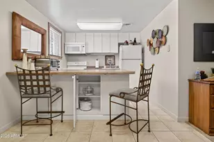 6125 E Indian School Rd, Scottsdale, AZ 85251 - Photo 9