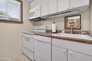 6125 E Indian School Rd, Scottsdale, AZ 85251 - Photo 11