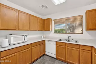 2275 E Peach Tree Dr, Chandler, AZ 85249 - Photo 13