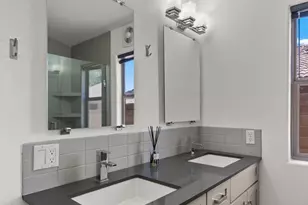 2240 E Ruby Ln, Phoenix, AZ 85024 - Photo 27