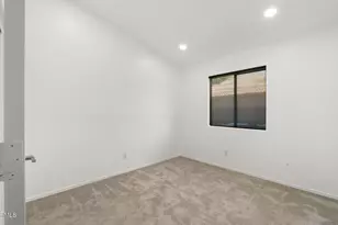 2240 E Ruby Ln, Phoenix, AZ 85024 - Photo 15