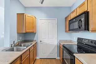 16013 S Desert Foothills Pkwy, Phoenix, AZ 85048 - Photo 13