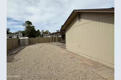 4808 N 63rd Drive, Phoenix, AZ 85033 - Photo 9