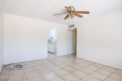 725 E Manor Drive, Casa Grande, AZ 85122 - Photo 7
