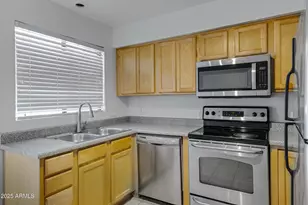 11640 N 51st Ave, Glendale, AZ 85304 - Photo 7