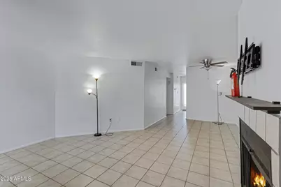11640 N 51st Avenue #Apt 143, Glendale, AZ 85304 - Photo 3