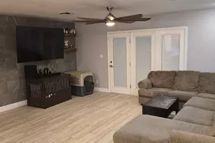 1860 E Dunbar Dr, Tempe, AZ 85282 - Photo 9