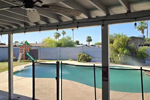1860 E Dunbar Dr, Tempe, AZ 85282 - Photo 43