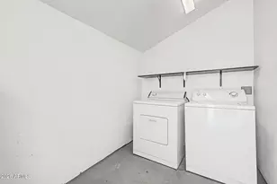 2341 N Dayton St, Phoenix, AZ 85006 - Photo 29