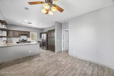 8303 N 56th Lane, Glendale, AZ 85302 - Photo 5