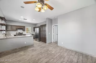 8303 N 56th Ln, Glendale, AZ 85302 - Photo 5