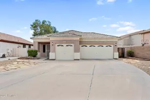 8303 N 56th Ln, Glendale, AZ 85302 - Photo 1
