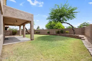 8303 N 56th Ln, Glendale, AZ 85302 - Photo 17