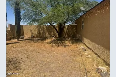 12776 W Obregon Drive, Arizona City, AZ 85123 - Photo 9