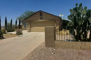 12776 W Obregon Dr, Arizona City, AZ 85123 - Photo 3