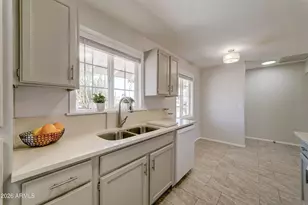 7001 E Cypress St, Scottsdale, AZ 85257 - Photo 9