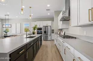 22036 N 59th Wy, Phoenix, AZ 85054 - Photo 7