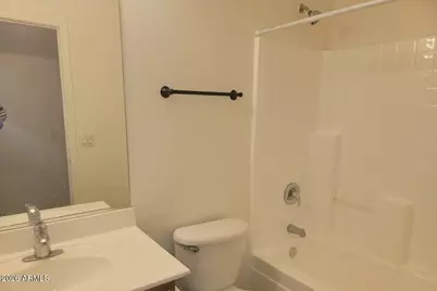 3133 W Huntington Drive, Phoenix, AZ 85041 - Photo 11