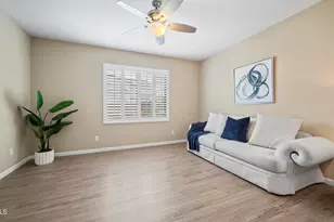 8611 E Desert Ln, Mesa, AZ 85209 - Photo 13
