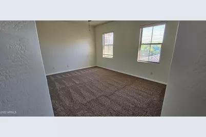 3989 E Hummingbird Lane, Phoenix, AZ 85050 - Photo 13
