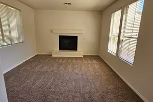 3989 E Hummingbird Ln, Phoenix, AZ 85050 - Photo 7