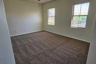 3989 E Hummingbird Ln, Phoenix, AZ 85050 - Photo 21
