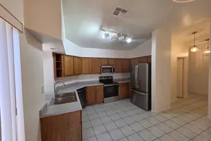 121 W Ivanhoe St, Gilbert, AZ 85233 - Photo 11
