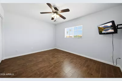 2310 E Betty Elyse Lane, Phoenix, AZ 85022 - Photo 15