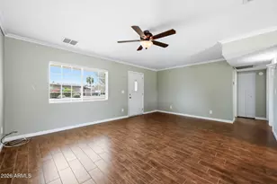 2310 E Betty Elyse Ln, Phoenix, AZ 85022 - Photo 9