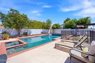 5221 E Paradise Ln, Scottsdale, AZ 85254 - Photo 25