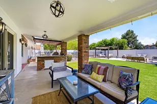 5221 E Paradise Ln, Scottsdale, AZ 85254 - Photo 23