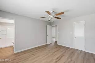 2519 E Anderson Dr, Phoenix, AZ 85032 - Photo 13
