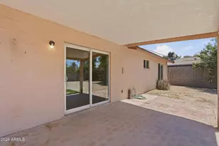 2519 E Anderson Dr, Phoenix, AZ 85032 - Photo 19