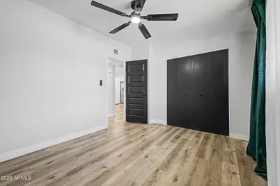 8833 N 39th Avenue, Phoenix, AZ 85051 - Photo 23