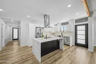 8833 N 39th Ave, Phoenix, AZ 85051 - Photo 11