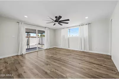 8833 N 39th Avenue, Phoenix, AZ 85051 - Photo 15