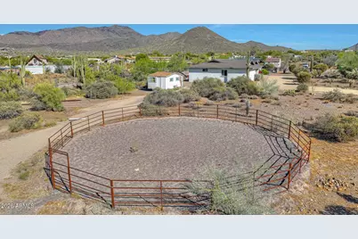 6914 E Highland Road, Cave Creek, AZ 85331 - Photo 41