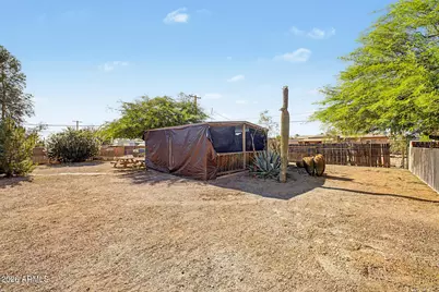 924 E Granada Avenue, Apache Junction, AZ 85119 - Photo 15