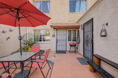 4252 N 68th Lane, Phoenix, AZ 85033 - Photo 3