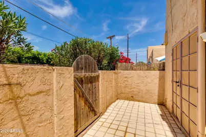 4540 N 44th Street #27, Phoenix, AZ 85018 - Photo 19