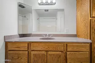 2527 W Larkspur Dr, Phoenix, AZ 85029 - Photo 21