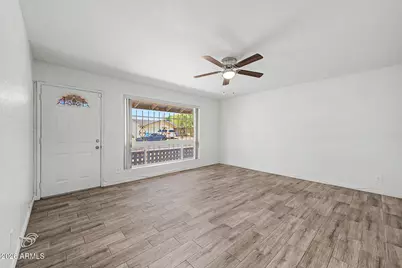 2527 W Larkspur Drive, Phoenix, AZ 85029 - Photo 5