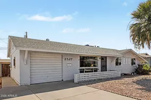 2527 W Larkspur Dr, Phoenix, AZ 85029 - Photo 3