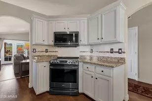17135 E Hillcrest Dr, Fountain Hills, AZ 85268 - Photo 9