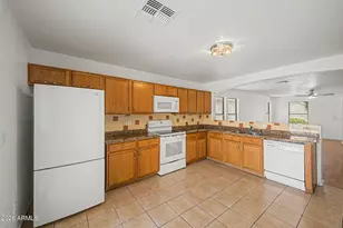 646 W Jahns Ct, Casa Grande, AZ 85122 - Photo 11