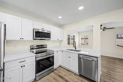 7509 W Devonshire Avenue, Phoenix, AZ 85033 - Photo 9