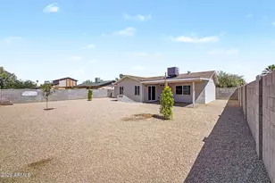 7509 W Devonshire Ave, Phoenix, AZ 85033 - Photo 25