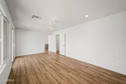 9337 W Hidden Valley Circle N, Sun City, AZ 85351 - Photo 13